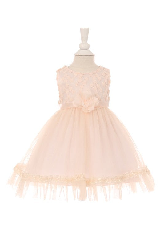 Elegant Sleeveless Lace/Tulle dress