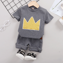 Load image into Gallery viewer, Crown Pattern T-shirt &amp; Shorts
